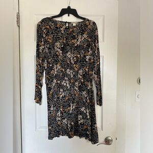 Floral dresses #h&m #dresses